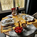 Apartmán Escale Singuliere - Balneo, Patio Et Confort 4 Etoiles *